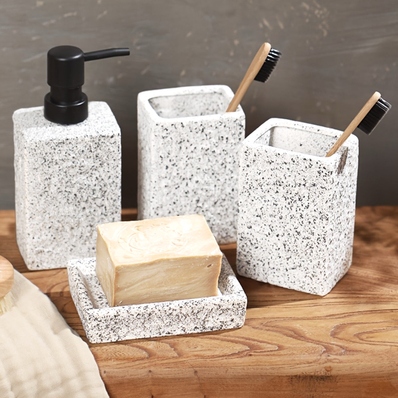 Set de Salle de Bain 4 Pièces en Céramique